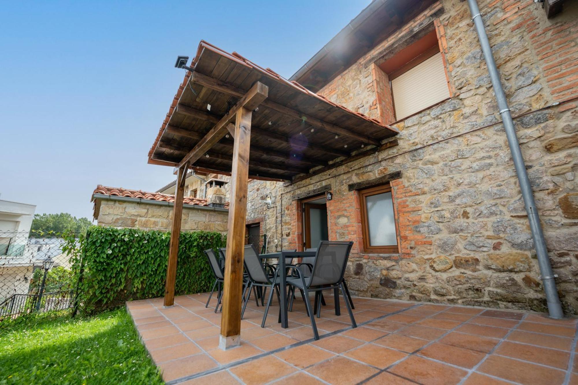 La Casita De By Urbanhosting Сasa de vacaciones Oruna